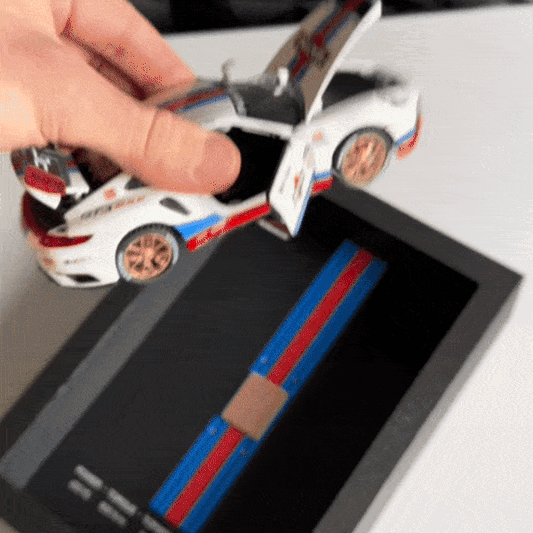 RetroDrive™ 1:32 Çerçeveli Dekor Diecast Metal Spor Araba Modeli